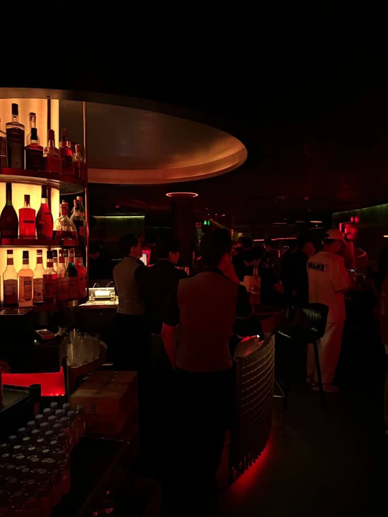 Fetti Lounge - Image 2